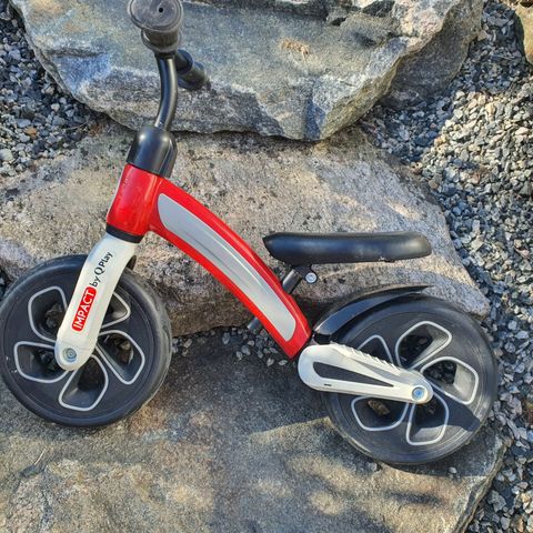 QPlay Impact Balance Bike