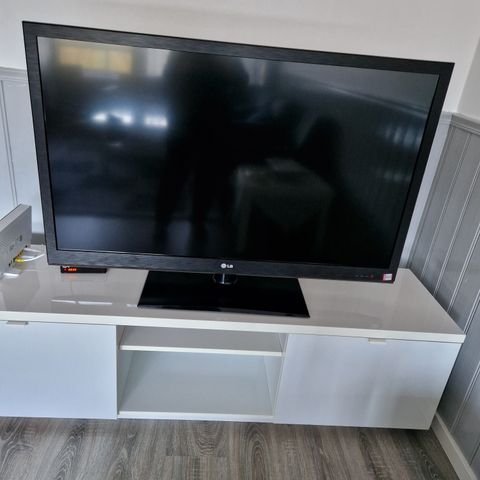 LG 50 tommer TV veldig stand tv ikke slite merke fungerer som skal  har Hd  føll