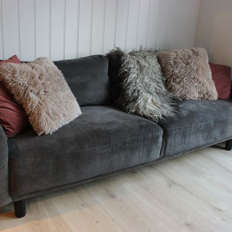 Bohus sofa 3 Seter XL Loke, grå kordfløyel