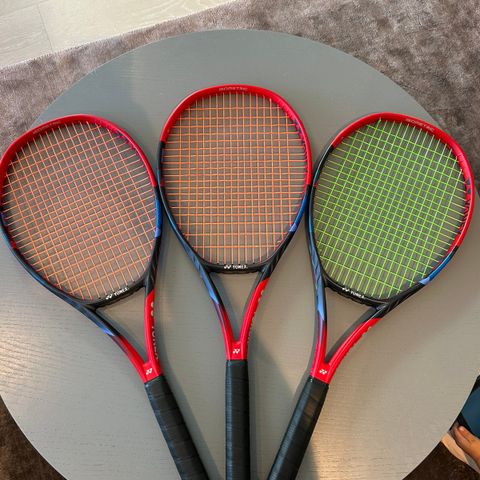 Strøkne Yonex Vcore 98 2023