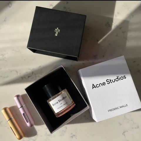 Frederic Malle Acne studios parfyme prøver/dekanter 5 ml