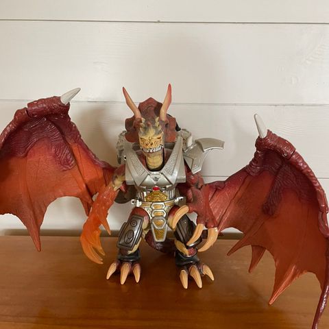 Duel masters - Bolshack dragon figur