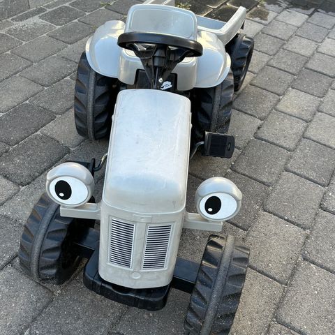 Gråtass traktor