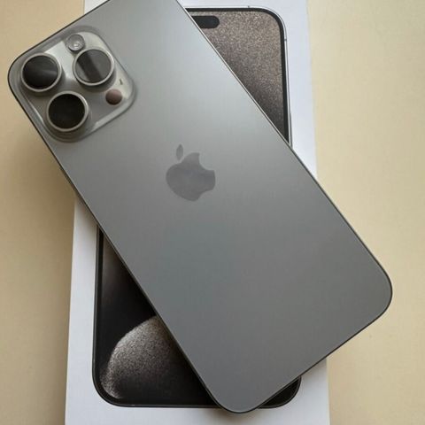 iPhone 15 PRO 256GB  Natural Titan