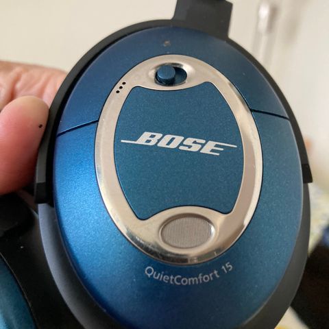 Bose QuietComfort 15 Limited Edition hodetelefoner