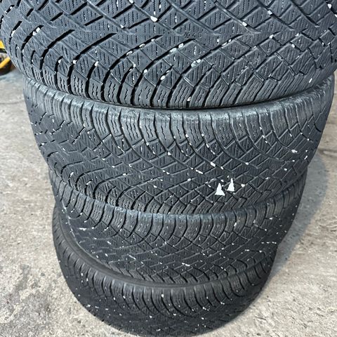 4stk 235/55-19 Nokian Hakkapeliitta R5