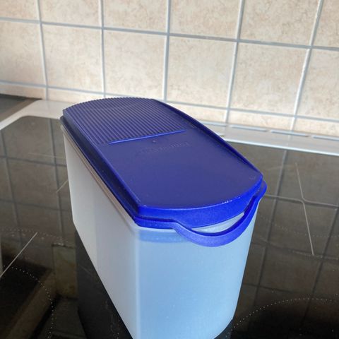 Tupperware space maker 1 liter