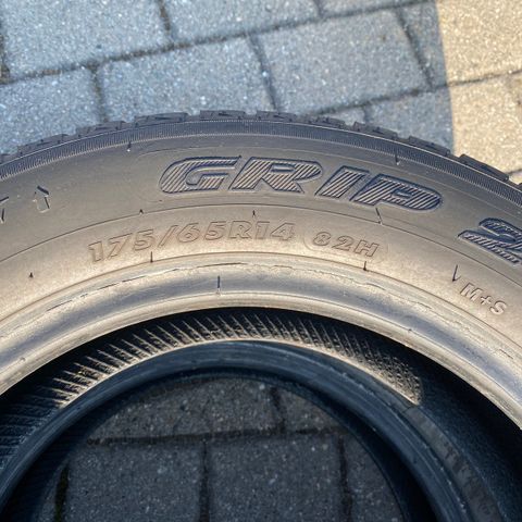 Vinterdekk 175/65 R 14 82H