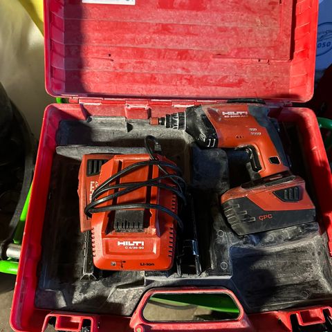 Hilti SD 5000-A22 skrumaskin  med SMD 57 skruautomat