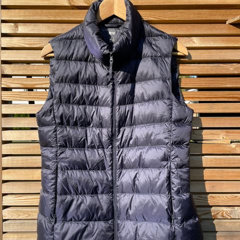 Uniqlo vest