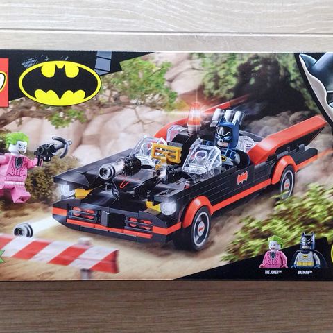 LEGO DC Comics Super Heroes 76188 Klassisk Batmobilen. Ny uåpnet/utgått sett.