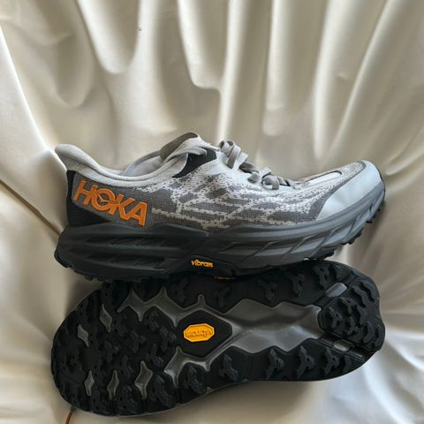 Hoka Speedgoat 5 Wide 43 1/3