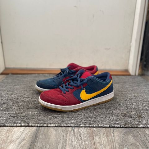 Nike SB Dunk Low Barcelona i str. 46