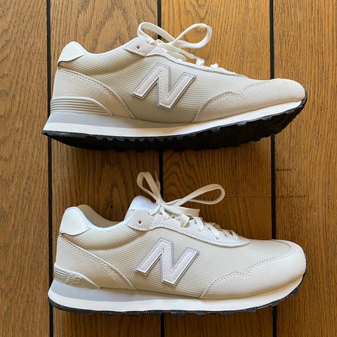 Helt nye sko fra New Balance, hvit, str. 45,5 (11)