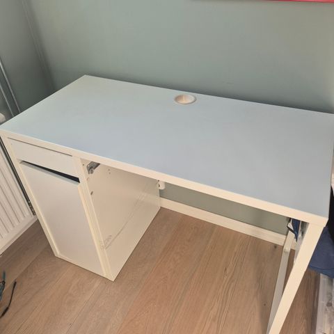 IKEA Micke skrivebord