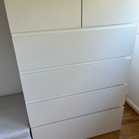 Reservert! Malm Ikea kommode