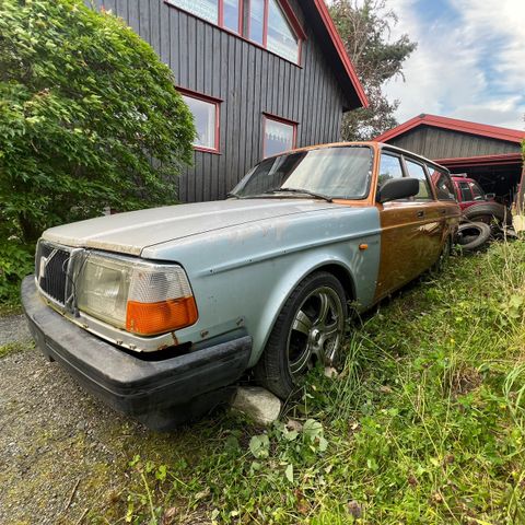 Volvo 245 turbo selges