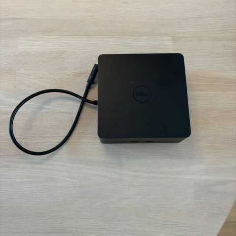 DELL Docking Station / dokkingstasjon