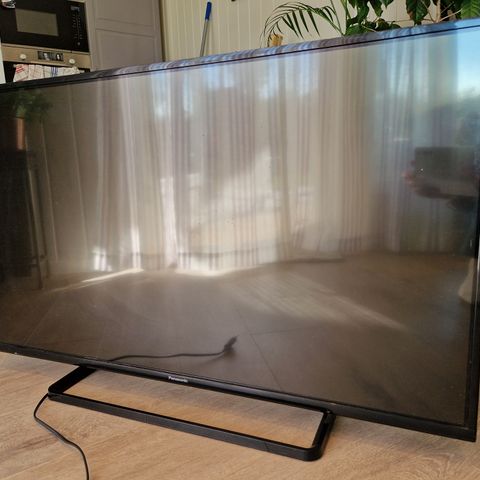 Panasonic TV 43 tommer