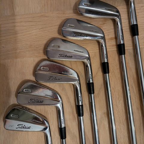 Titleist 710 MB blades 3-9 jernsett Project X 6.5 X-stiff, siktepinner inkl