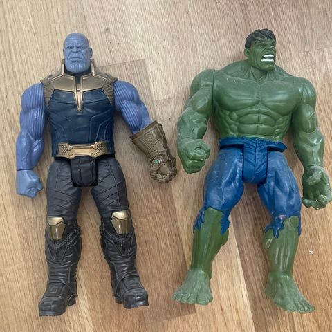 Marvel superhelt  figurer selges . Hulken / Thanos