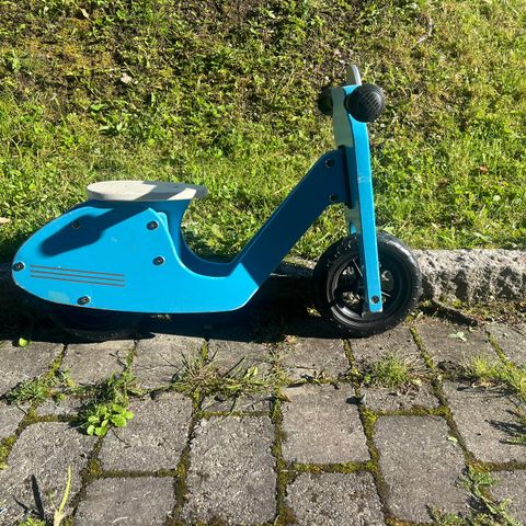 Balansesykkel mini vespa