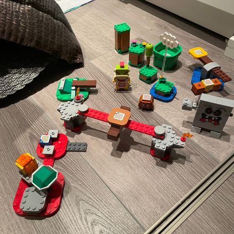 Deler fra Lego super mario