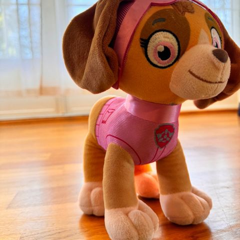 PAW PATROL BAMSE - SKYE