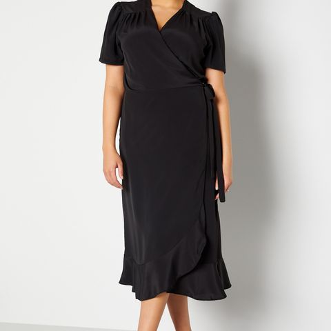 Wrap dress / omslagskjole med markert midje og volang