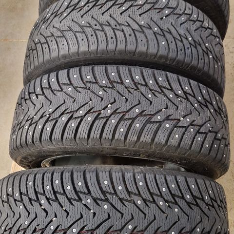 Vinter felg med dekk Vw/Audi 205/55 R16