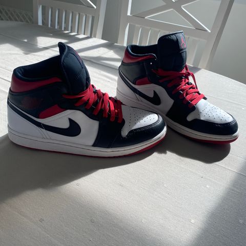 Jordan 1 mid sko