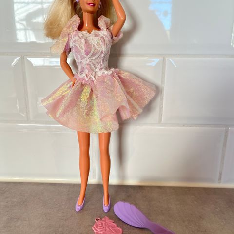 1988 Gift giving Barbie