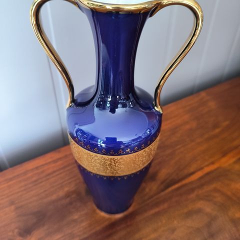 Nydelig vase. Echt Cobalt, KPM, Germany