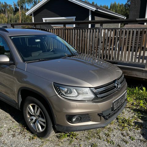 Volkswagen Tiguan 2.0tdi fwd 2012 selges i deler