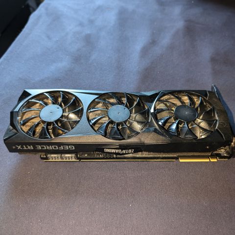 ZOTAC GAMING GeForce RTX 2080 Ti AMP