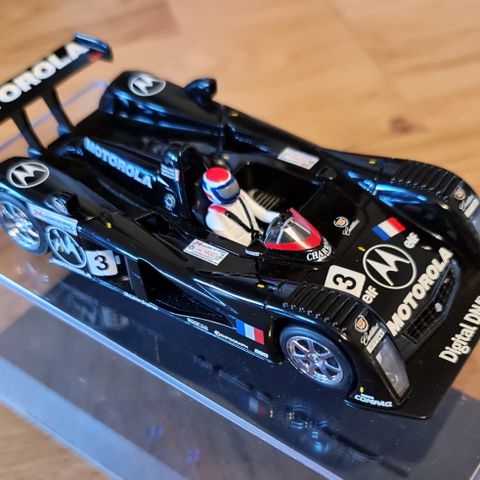 Modell Scalextric bil C2259 Cadillac LMP 2000 "Dams No3 14,5 cm lang