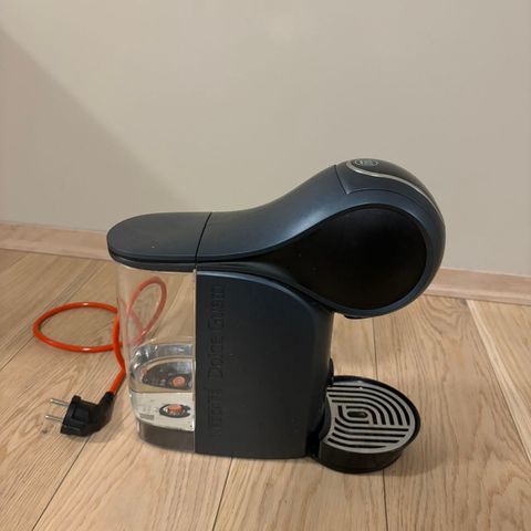 [reserved] Nescafe Dolce Gusto Genio S Touch kapselmaskin 0132180848