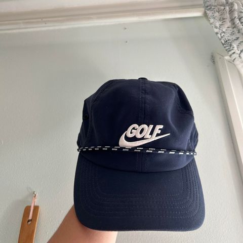 Nike golf hat