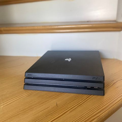 BYTTE PS4 PRO +2000 KR MOT PS5