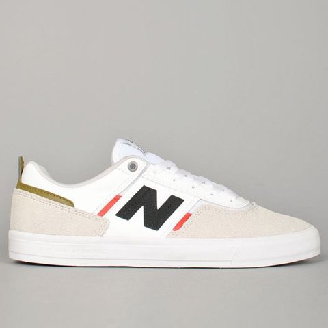 NEW BALANCE SNEAKERS str 43/44 - Nye og ubrukte