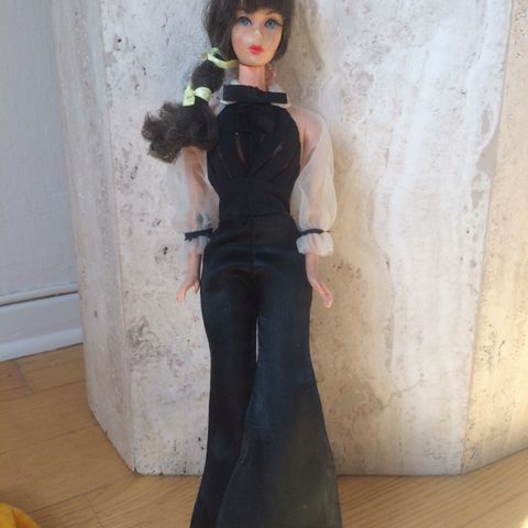 Vintage Barbie Mod klessett 1972