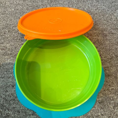 Tupperware spiseskål m/sugekopp