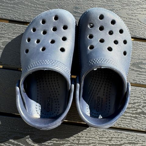 Originale Crocs str. 7 (str. 23-24)