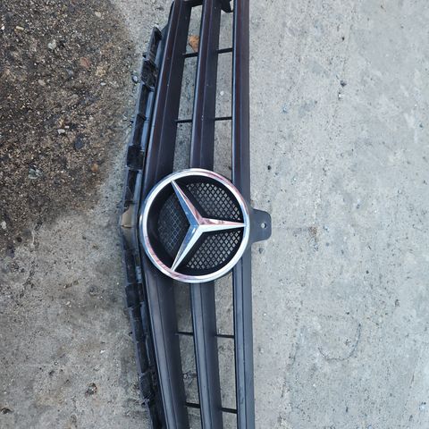 Mercedes Benz A class 2009 grill