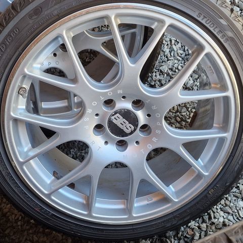 Originale BBS Motorsport med Yokohama piggfritt