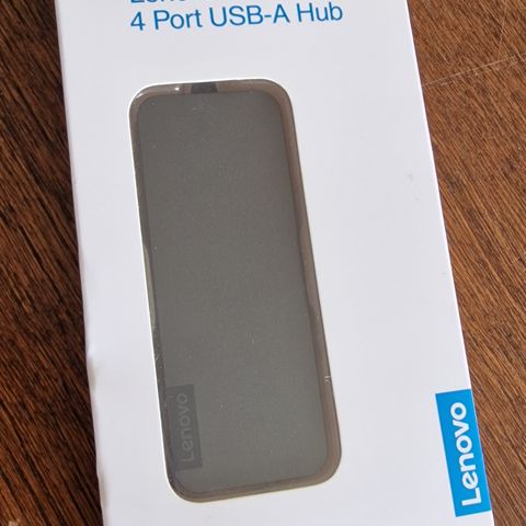 Uåpnet - Lenovo USB-C to 4 Port USB-A Hub