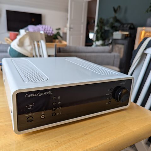 Cambridge Minx Xi - Integrert Forsterker med DAC og streaming