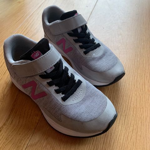 New Balance sko str 30