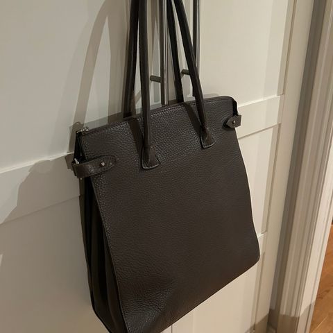 Decadent tote bag i grå farge