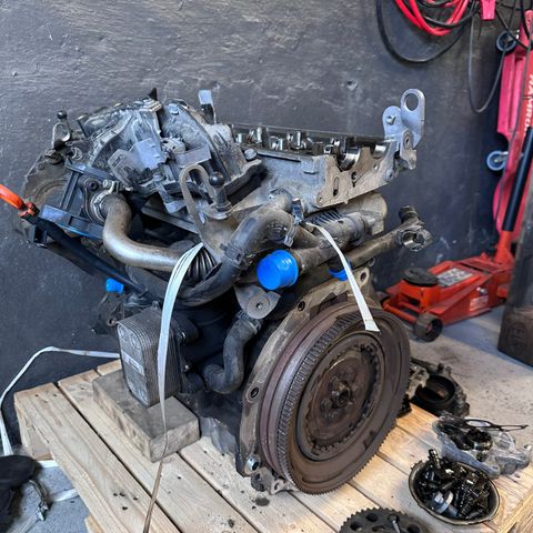 Motor 1.6tdi cayd